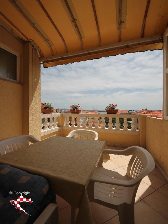Apartments Vila&Zora Vodice Exterior photo